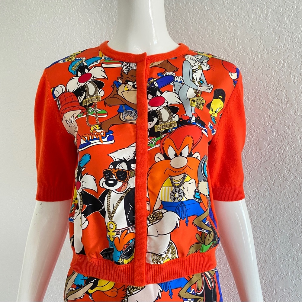 Moschino X Jeremy Scott Looney Tunes Print sweater and Skirt